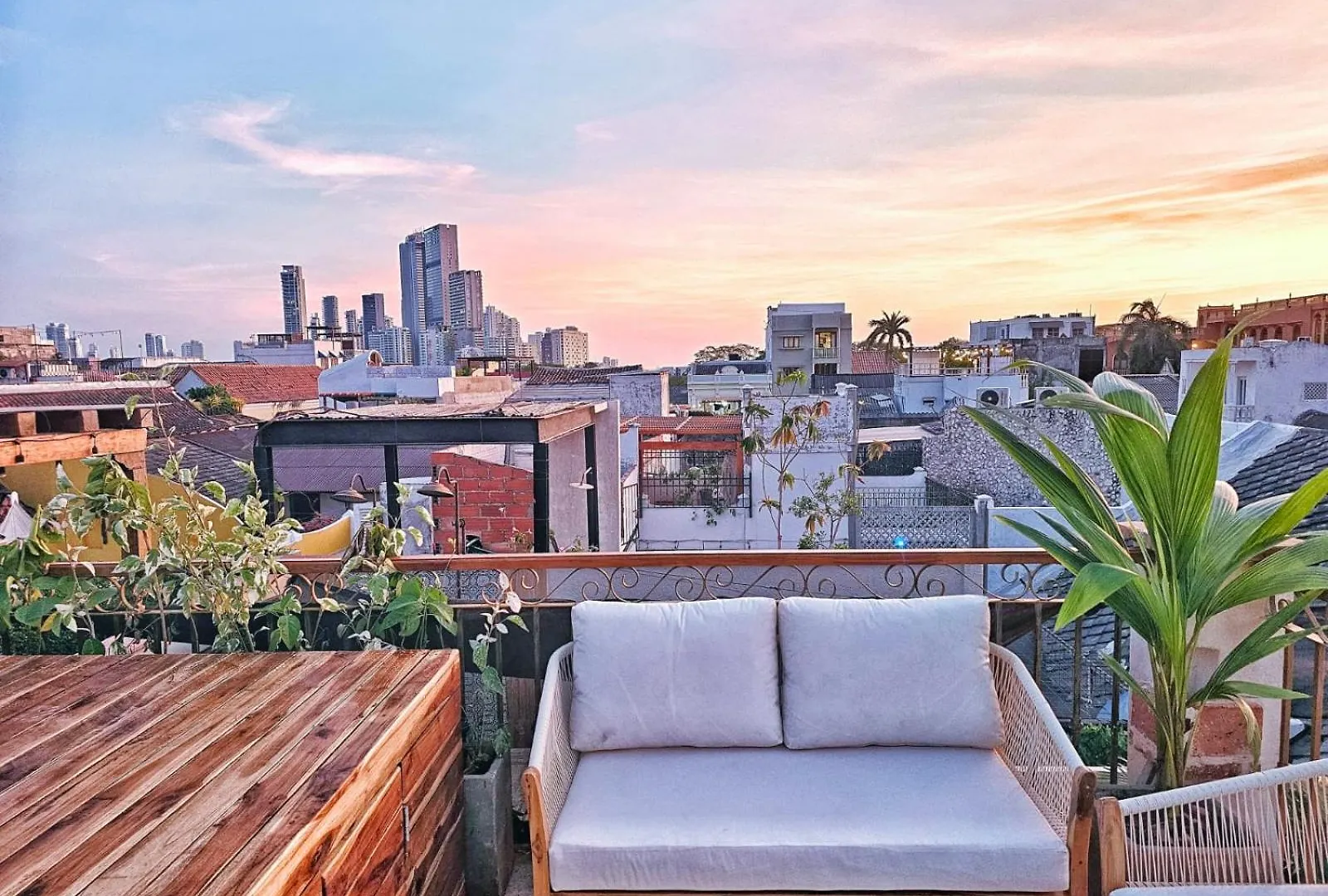 Casa Coco 1680 Colonial & Art House In Old City - Pool - Jasussi - View (Adults Only) Картахена Колумбия